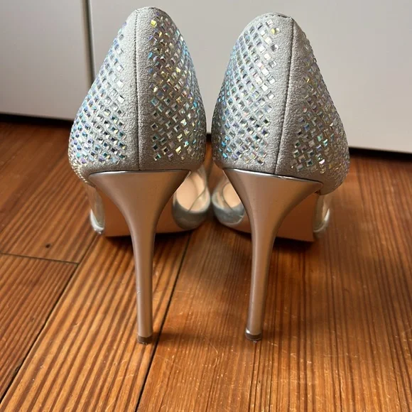 Steve Madden Silver Women's Shoes - Picture 7 of 11